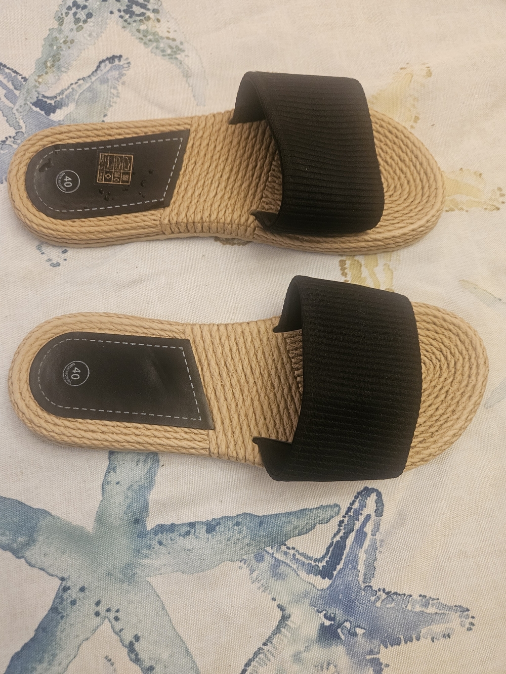 SHEIN Black Ribbed Strap Rope Slide Sandals. Very Good Condition. - Picture 3 of 4
